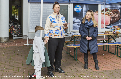 25.10.2025 - Illustrationen und Wall Art mit Katharina Konte und Architekten Herbert Kocht des Marx-Zentrum  